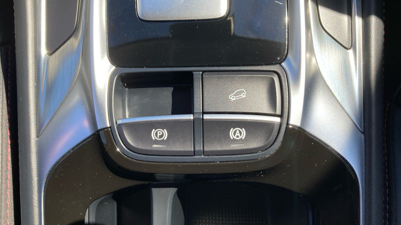 MG HS 1.5 T-GDI Trophy 5dr DCT Petrol Hatchback